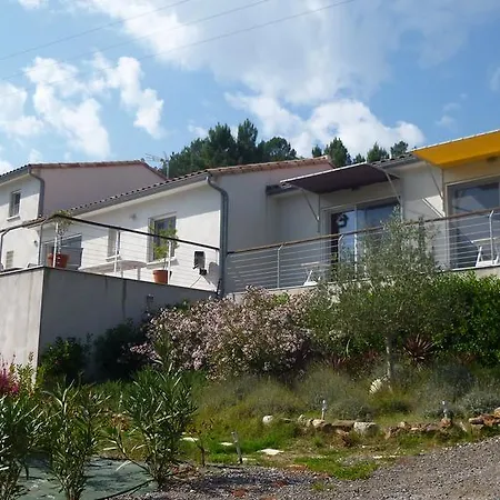 Face Au Gardon B&B 생장뒤가르